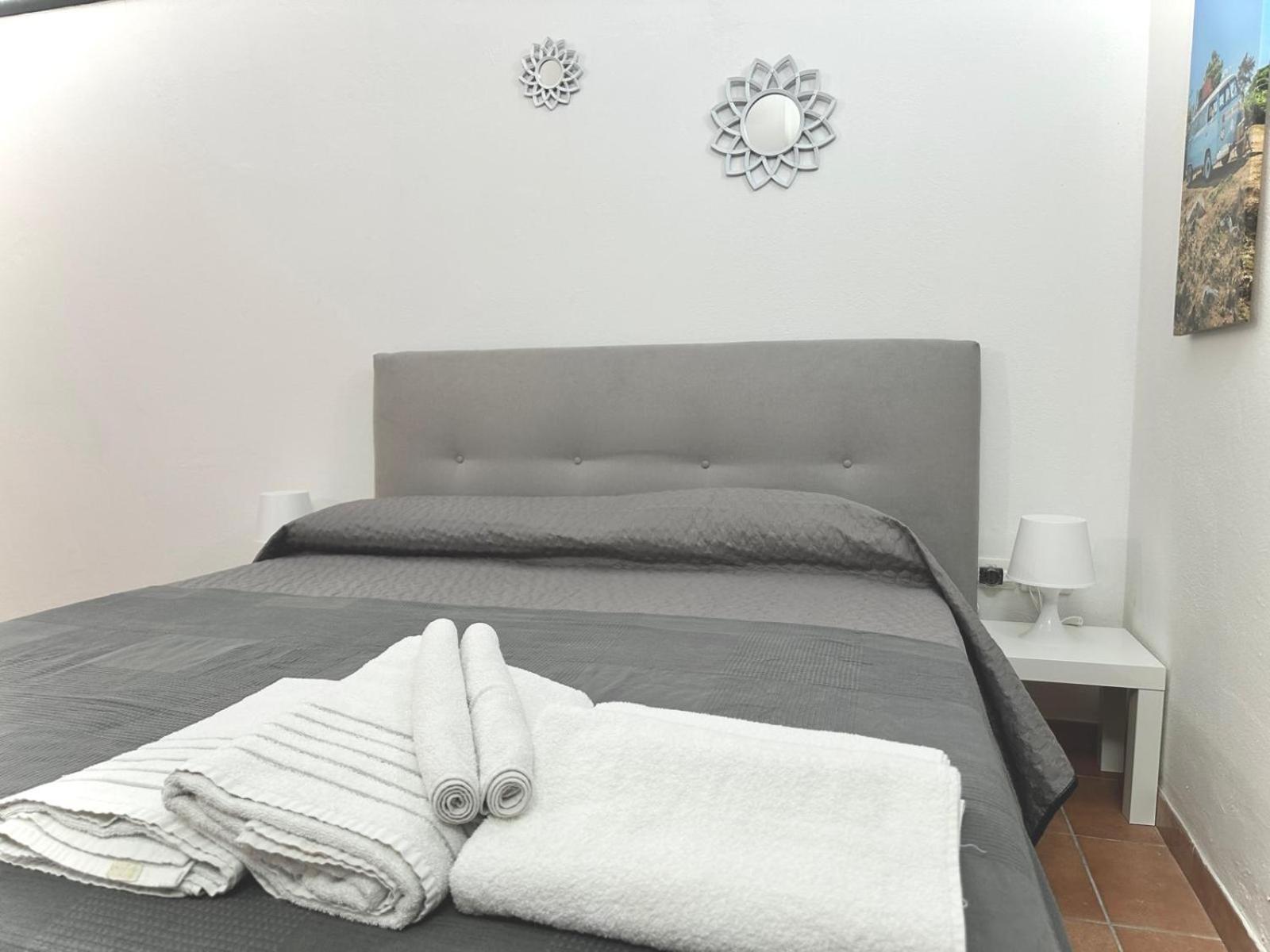 Poetto Beach Apartment Quartu SantʼElena Exteriör bild